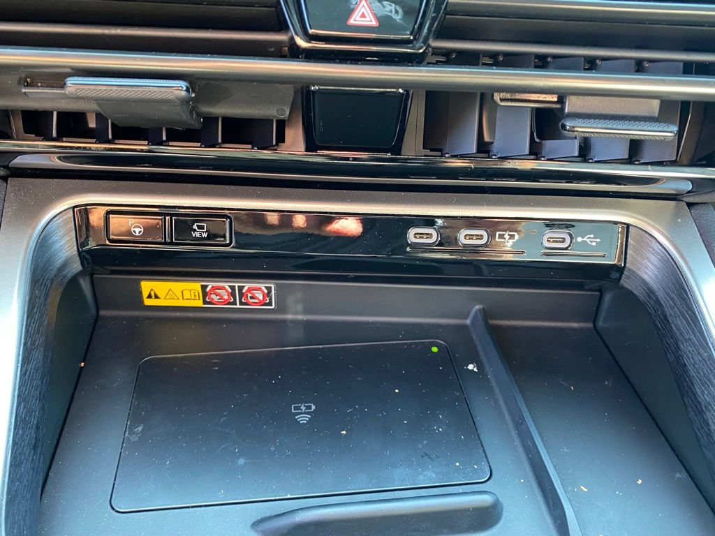 Used 2025 Lexus TX 500h AWD w/ Technology Package image 18