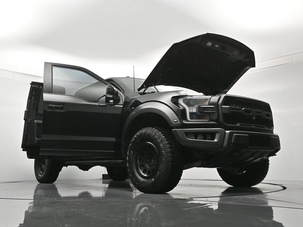 Certified 2018 Ford F150 Raptor w/ Equipment Group 802A Luxury AWD/4WD image 51
