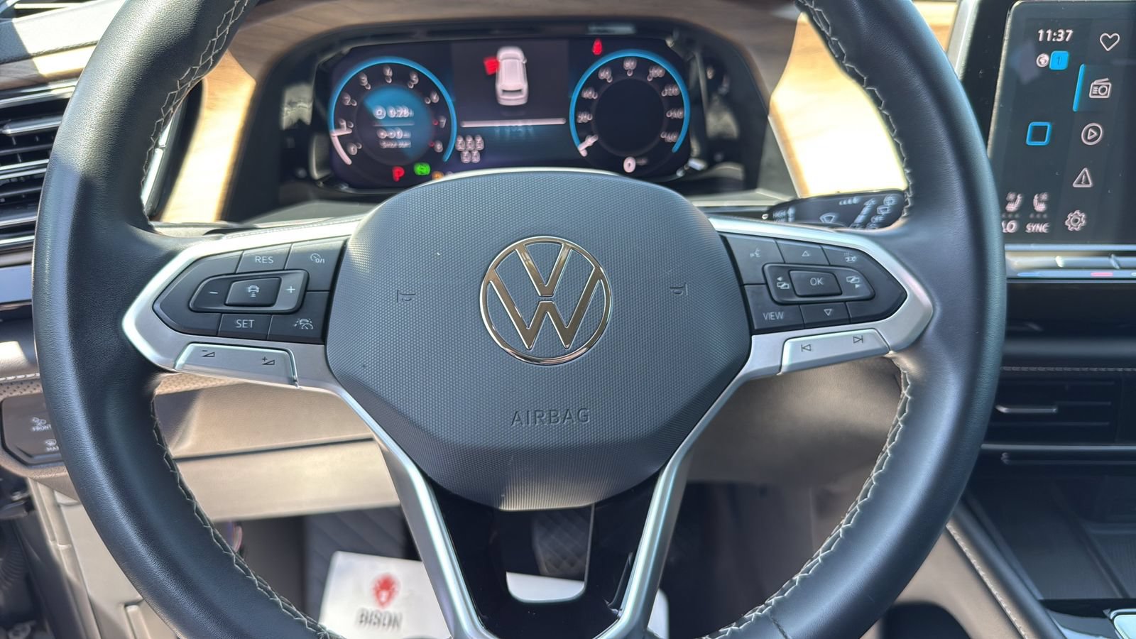 Used 2024 Volkswagen Atlas SE FWD image 15