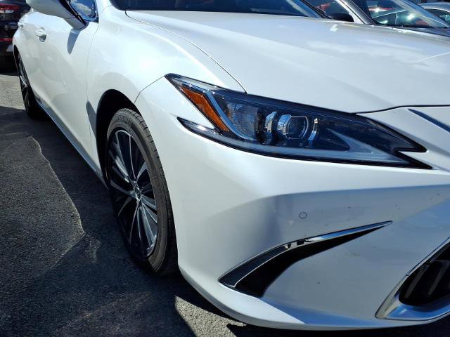 Used 2023 Lexus ES 350 w/ Premium Package image 21
