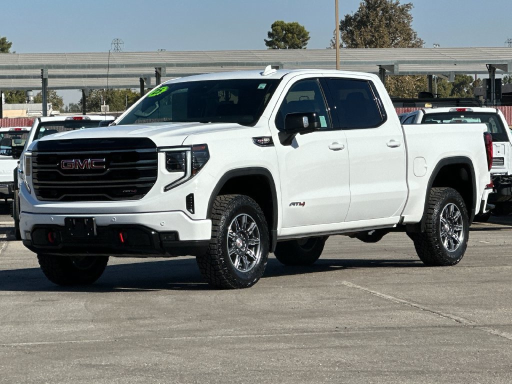 Used 2025 GMC Sierra 1500 AT4 AWD/4WD image 1