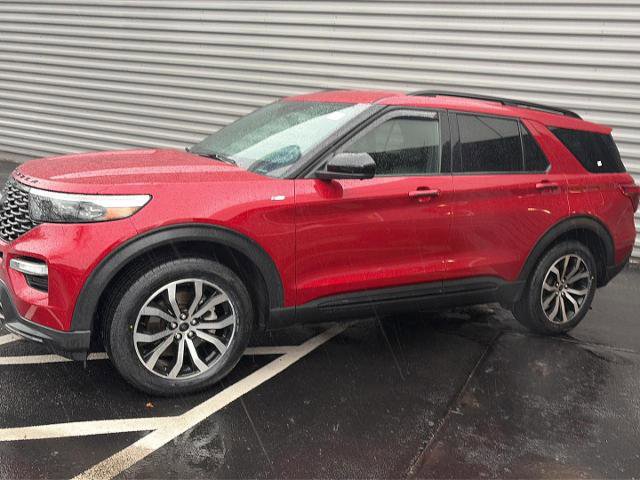 Certified 2022 Ford Explorer ST-Line image 2