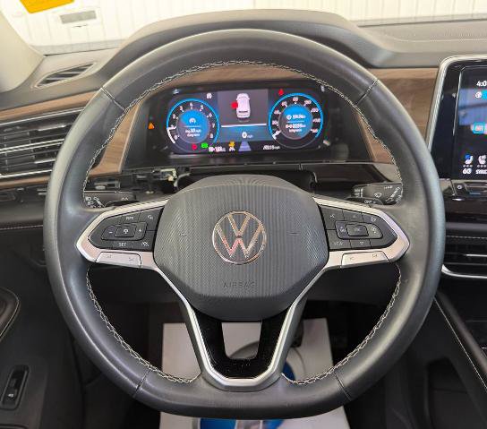 Used 2024 Volkswagen Atlas SE FWD image 14