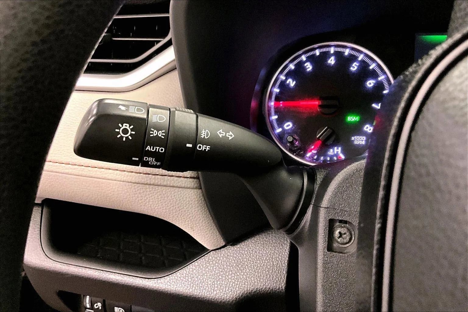 Used 2019 Toyota RAV4 XLE w/ All Weather Liner Package image 30