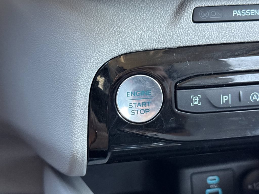 Certified 2023 Ford Escape Platinum w/ Premium Technology Package AWD/4WD image 21