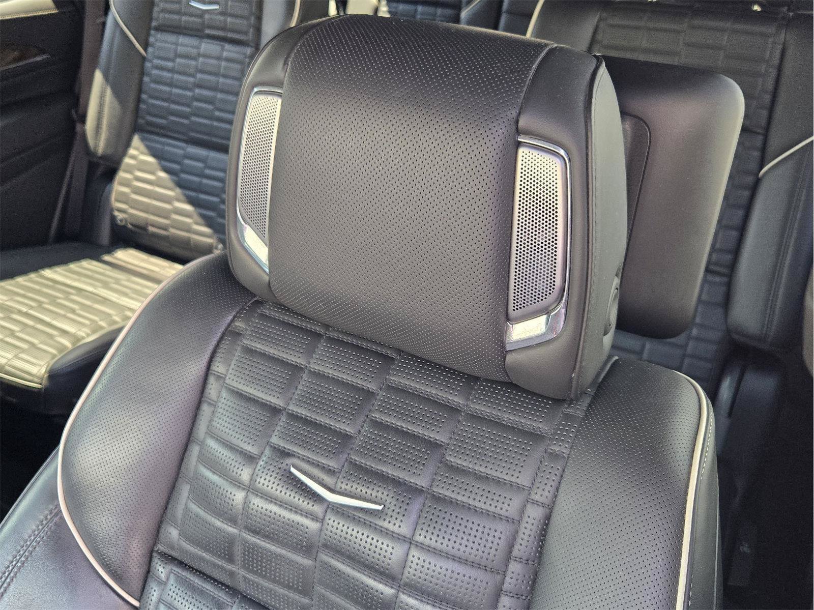 Used 2024 Cadillac Escalade Sport Platinum w/ LPO, Floor Liner Package AWD/4WD image 23