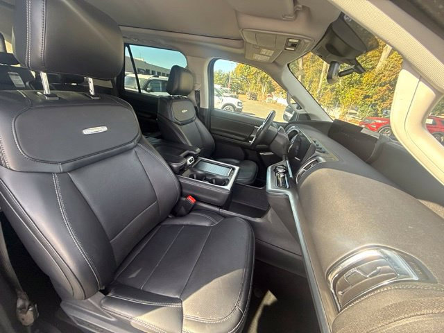Certified 2025 Ford Expedition Platinum AWD/4WD image 12