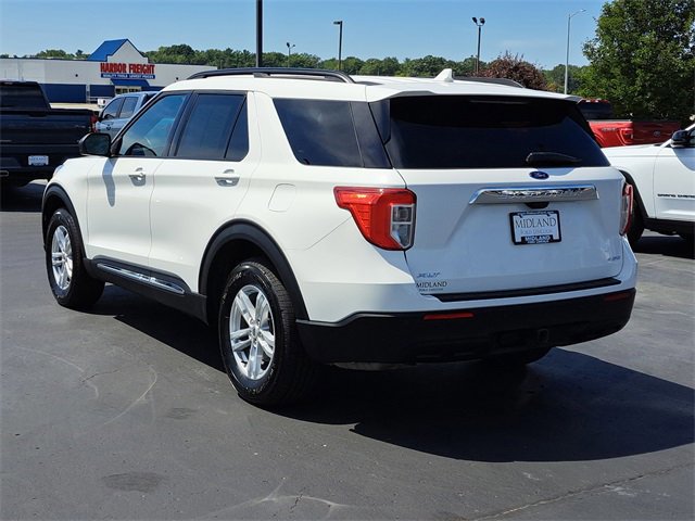 Certified 2022 Ford Explorer XLT w/ Class IV Trailer Tow Package image 3