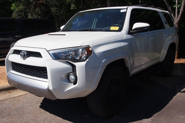 Used 2019 Toyota 4Runner TRD Off-Road Premium AWD/4WD image 4