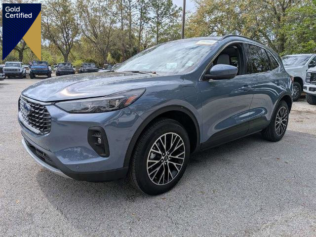 Certified 2025 Ford Escape SE w/ PHEV Premium Package image 1
