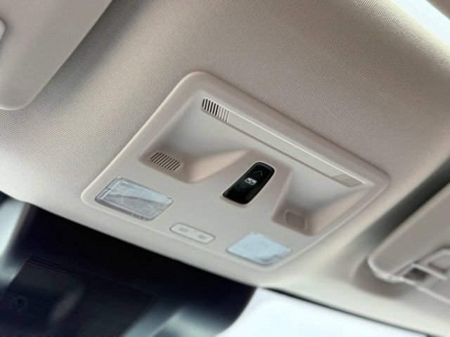 Certified 2024 Ford Maverick Lariat FWD image 30
