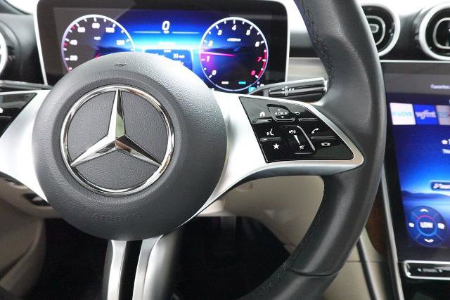 Used 2025 Mercedes-Benz C 300 4MATIC Sedan image 15