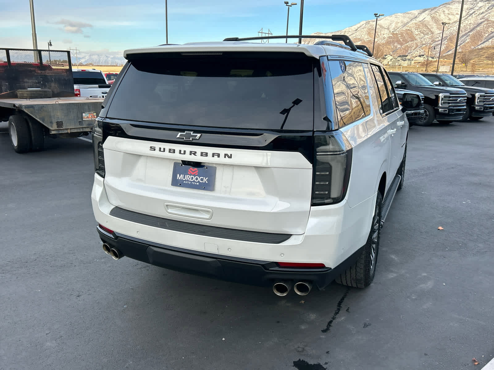 Used 2025 Chevrolet Suburban Z71 w/ Z71 Off-Road Package image 9