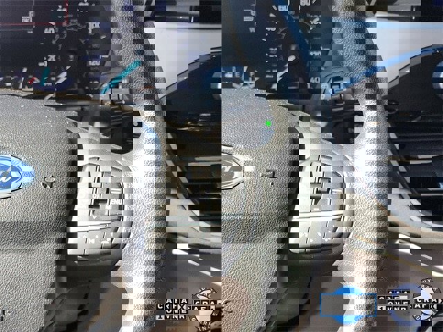 Certified 2021 Ford Escape SE image 15