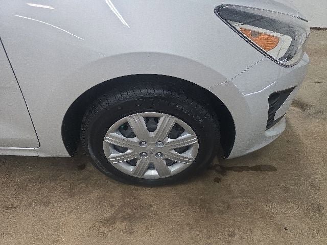 Used 2022 Kia Rio LX FWD image 2