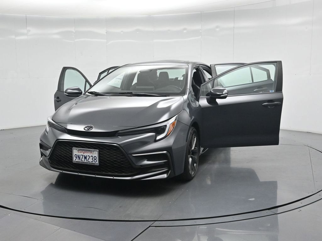 Used 2024 Toyota Corolla XSE FWD image 32