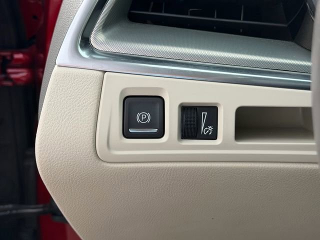 Used 2024 Cadillac XT5 Premium Luxury FWD image 25
