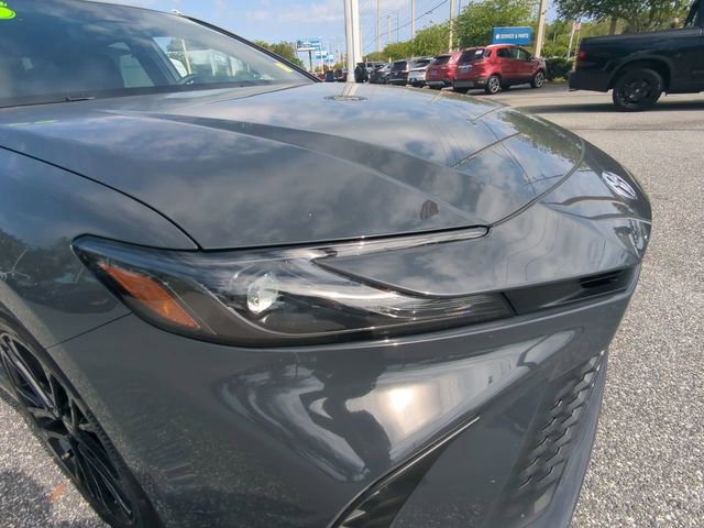 Used 2025 Toyota Camry SE w/ Multimedia Upgrade Package image 11