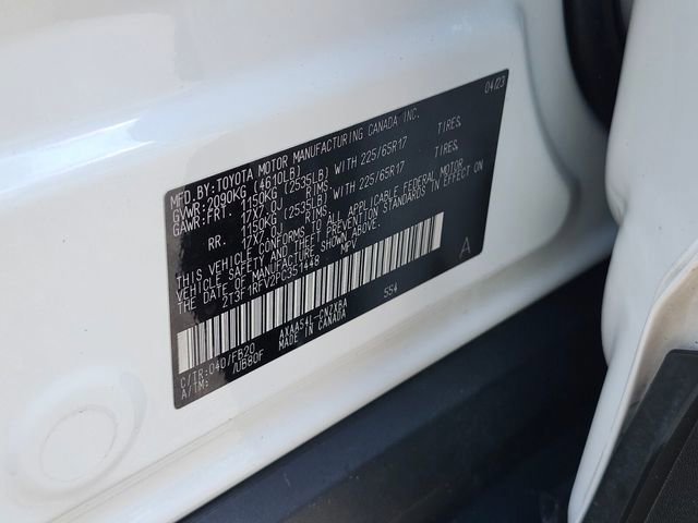 Used 2023 Toyota RAV4 LE AWD/4WD image 32