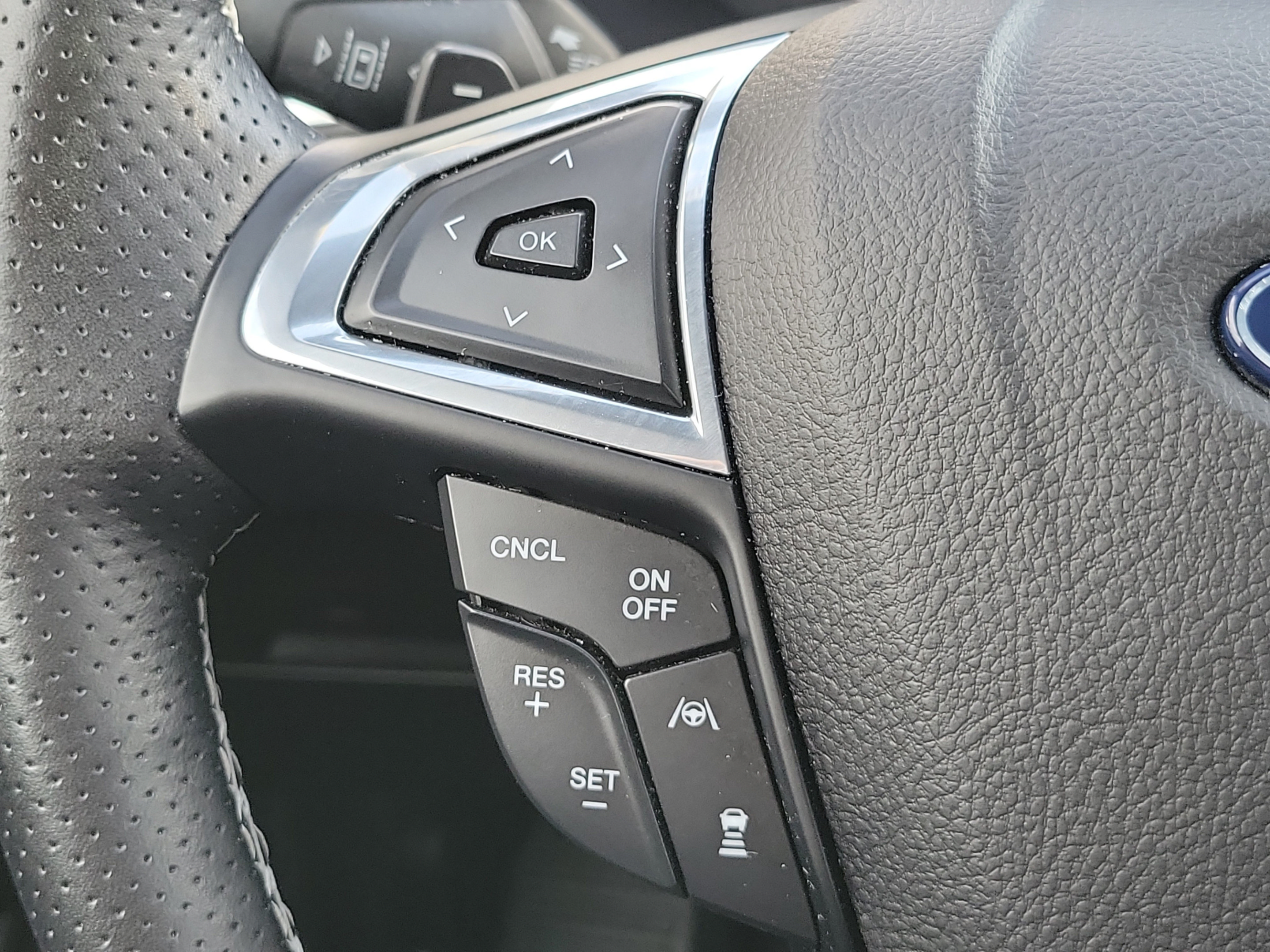 Certified 2022 Ford Edge ST w/ Equipment Group 401A AWD/4WD image 22