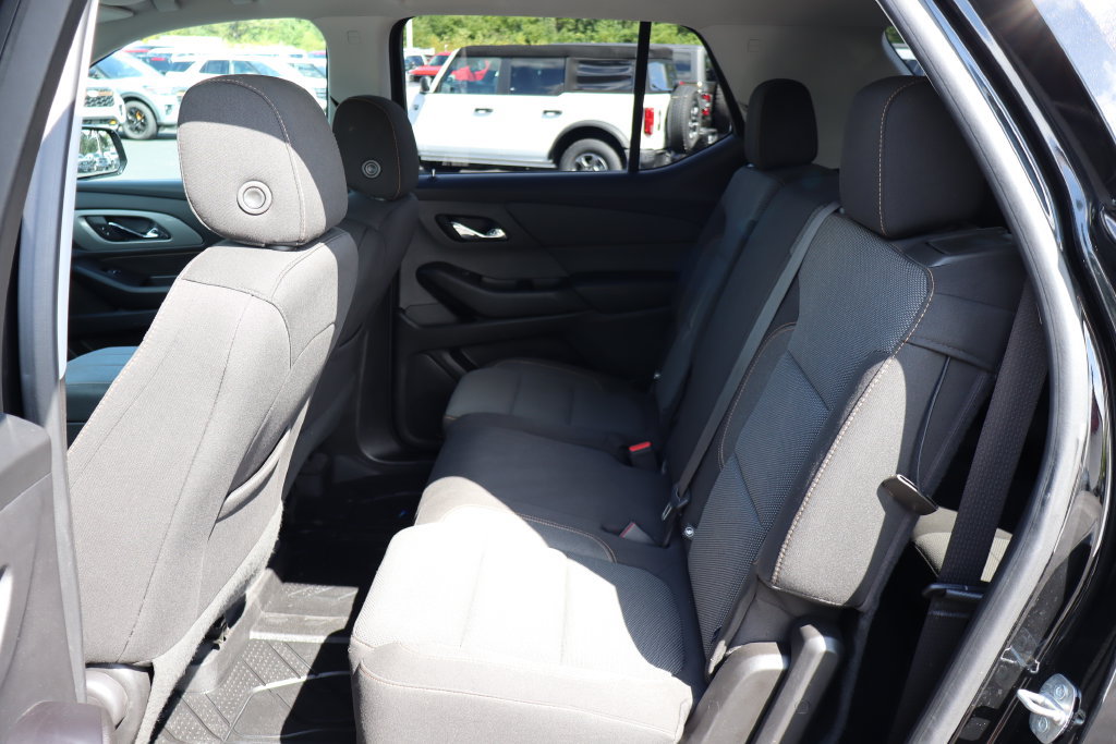 Used 2020 Chevrolet Traverse LS AWD/4WD image 12