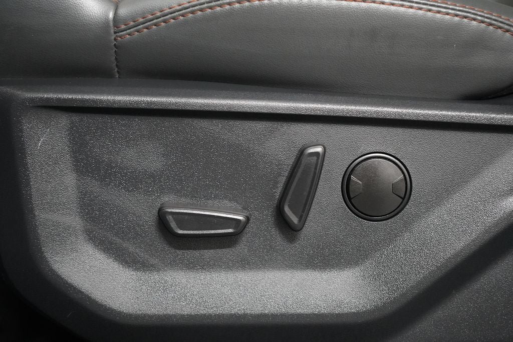 Certified 2025 Ford Expedition Active AWD/4WD image 18