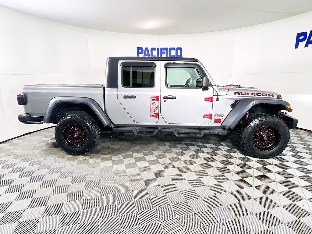 Used 2020 Jeep Gladiator Rubicon image 2