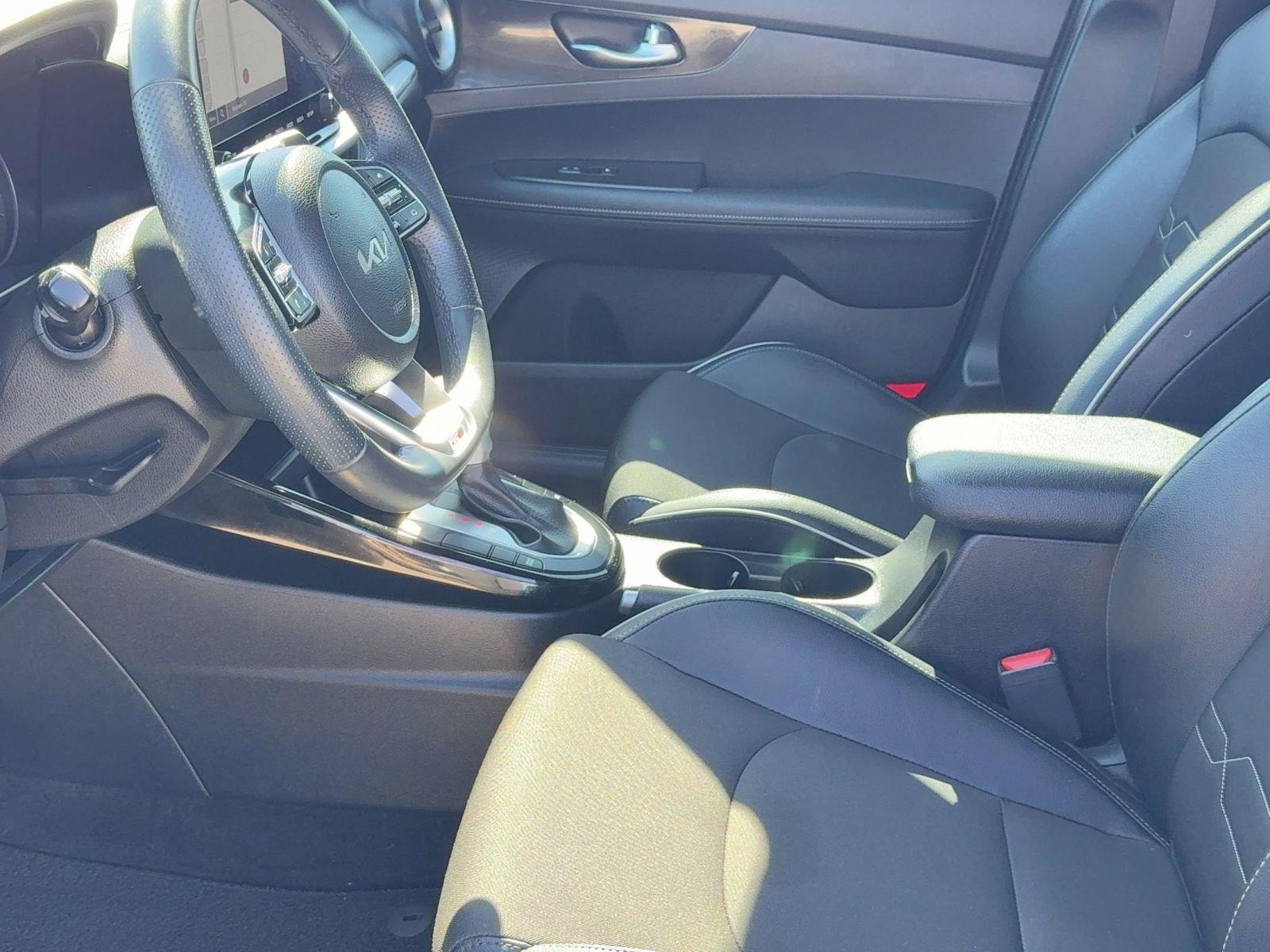 Used 2023 Kia Forte GT-Line image 17