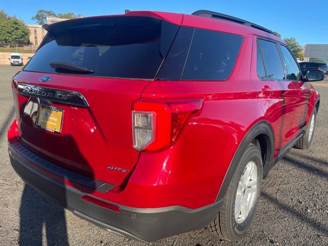 Certified 2022 Ford Explorer XLT w/ Equipment Group 202A image 5