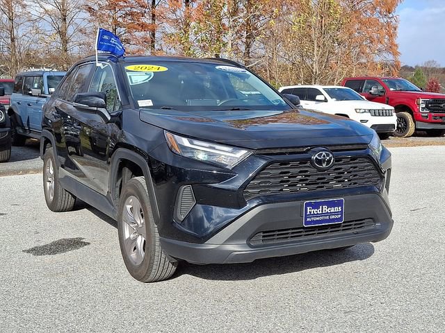 Used 2024 Toyota RAV4 XLE video 2