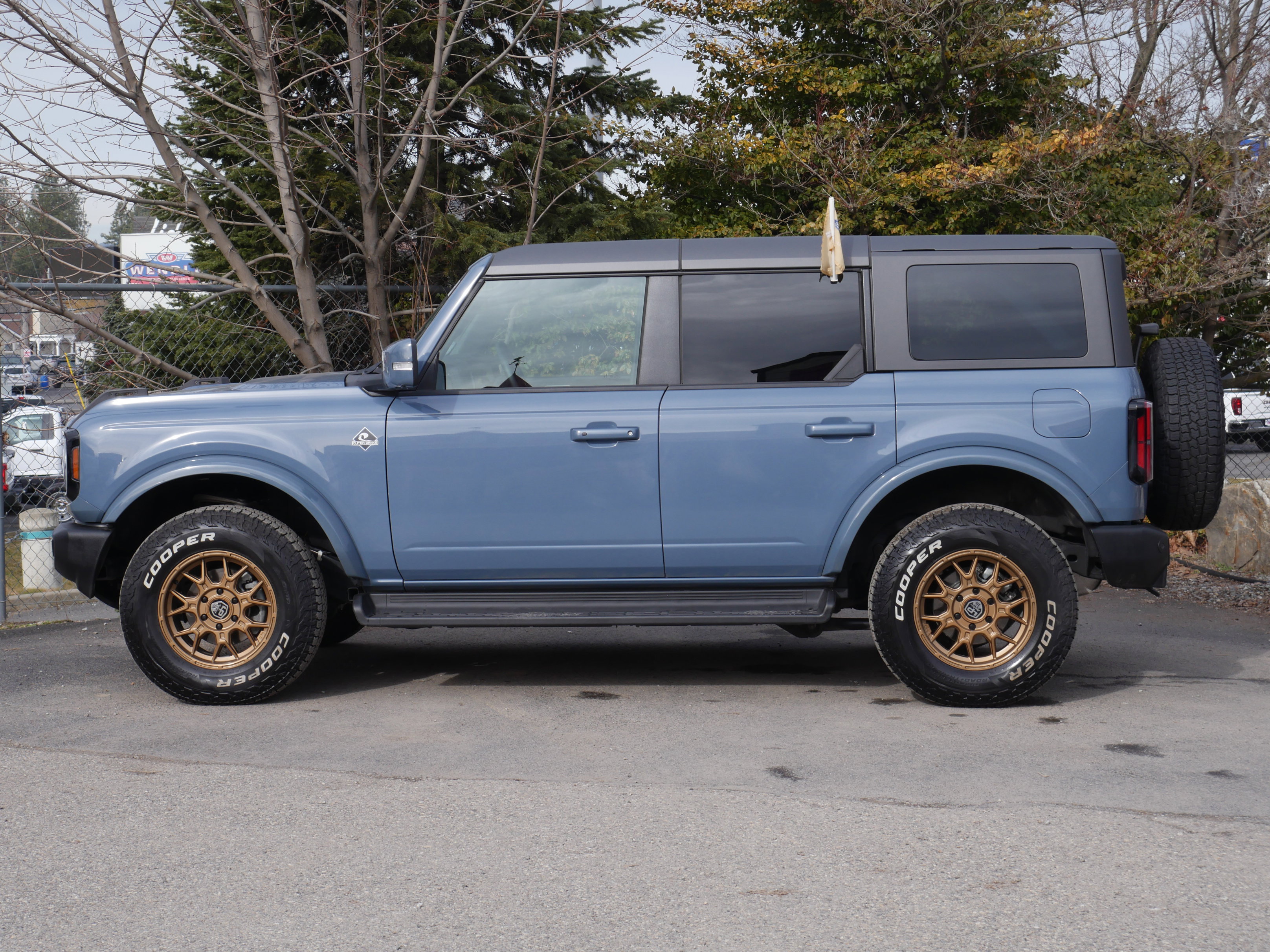 Certified 2025 Ford Bronco Outer Banks AWD/4WD image 19