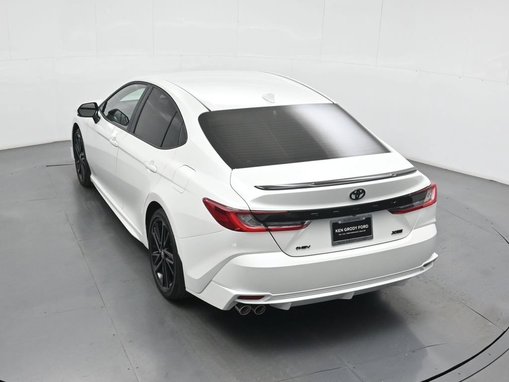 Used 2026 Toyota Camry XSE FWD image 40