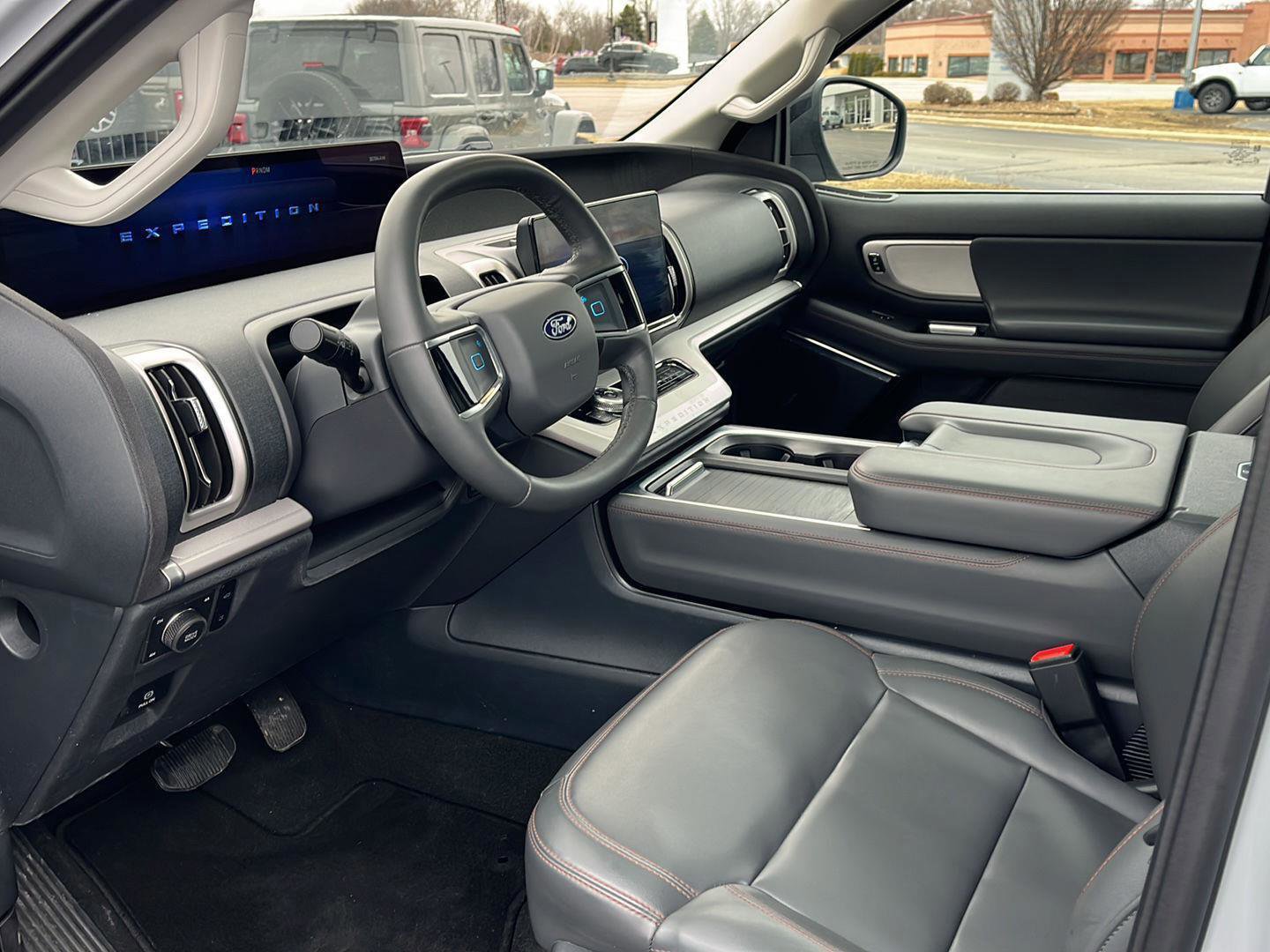 Certified 2025 Ford Expedition Max Active image 9