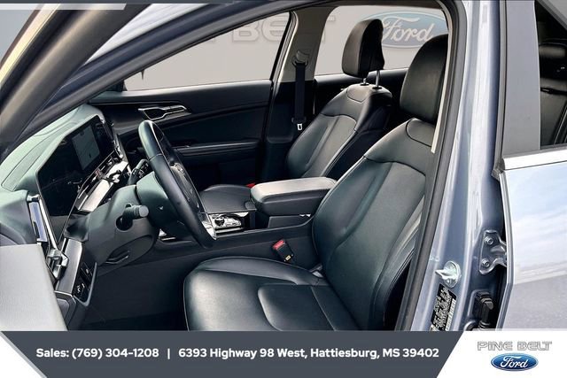 Used 2024 Kia Sportage EX image 18