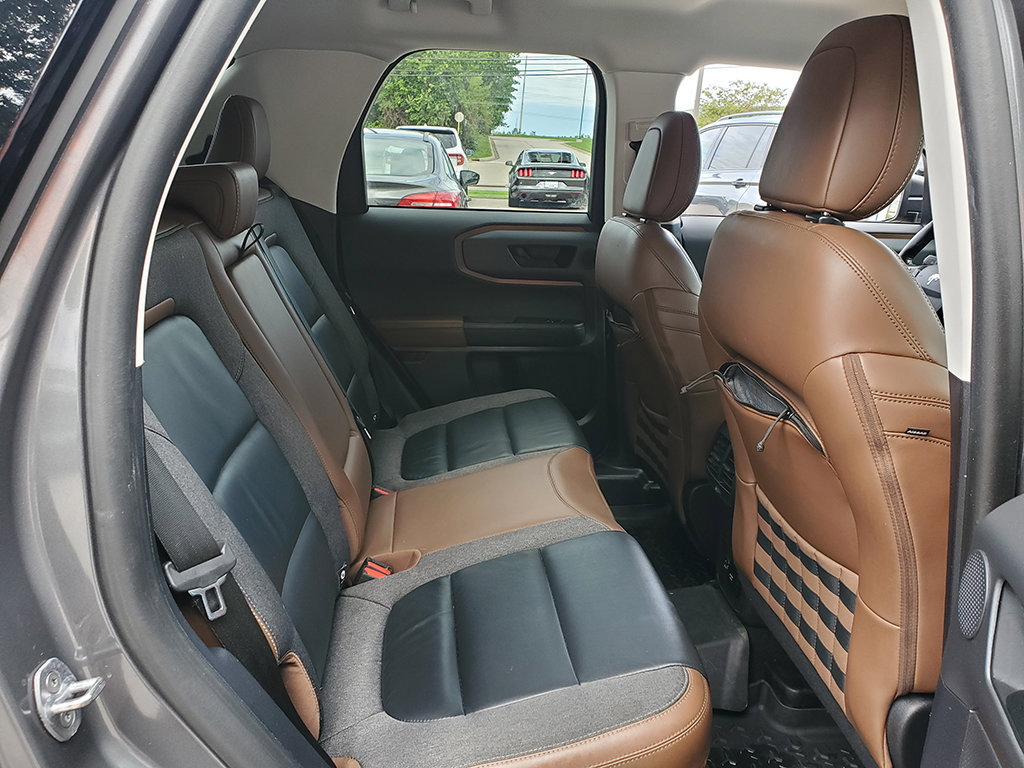 Certified 2022 Ford Bronco Sport Outer Banks w/ Tech Package AWD/4WD image 18