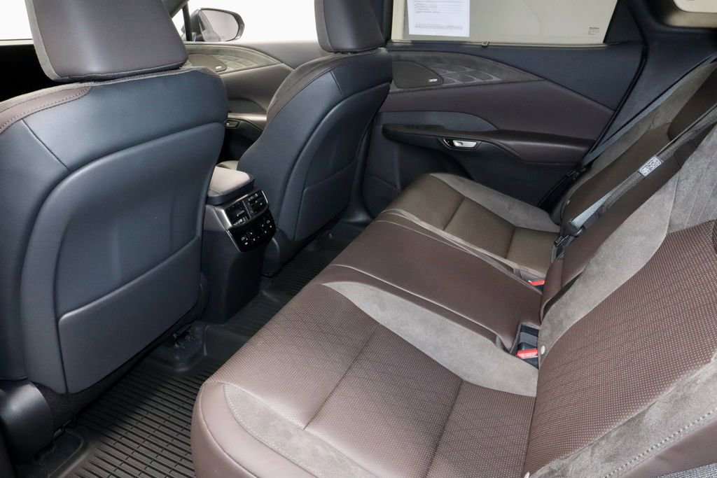 Used 2025 Lexus RX 350 AWD w/ Convenience Package image 23