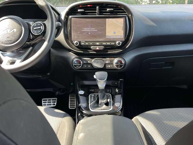 Used 2023 Kia Soul S FWD image 15