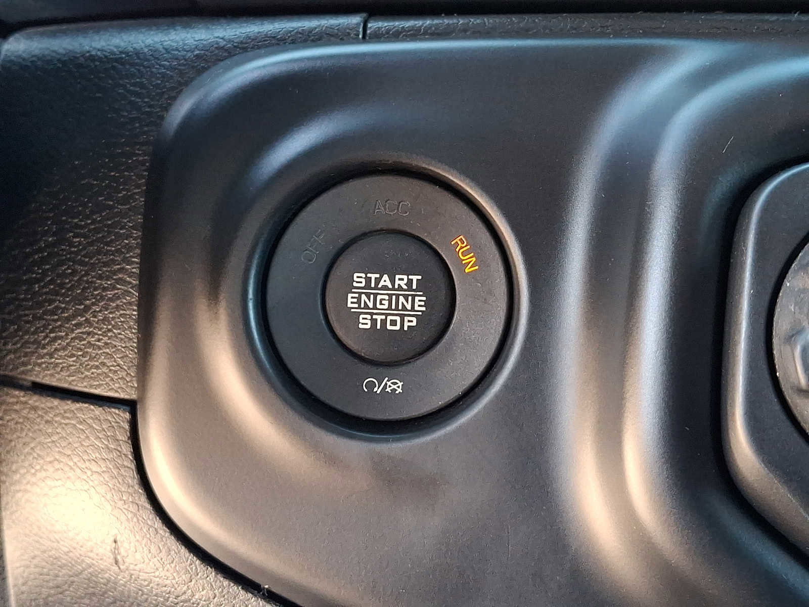 Used 2018 Jeep Wrangler Unlimited Sport S image 22