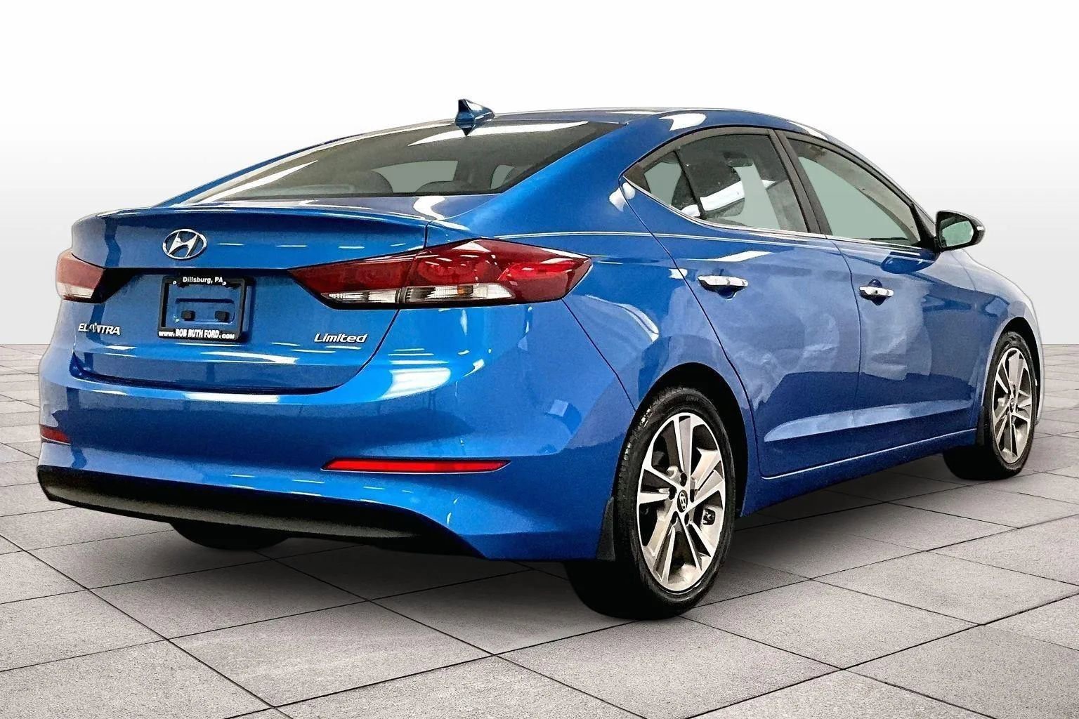 Used 2017 Hyundai Elantra Limited w/ Limited Tech Package 04 image 11