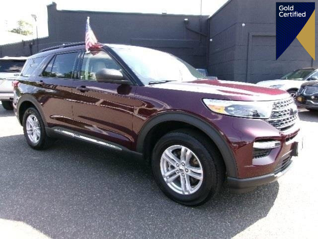 Certified 2022 Ford Explorer XLT w/ Equipment Group 202A