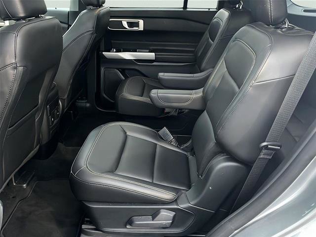 Certified 2023 Ford Explorer XLT w/ Equipment Group 202A AWD/4WD image 18
