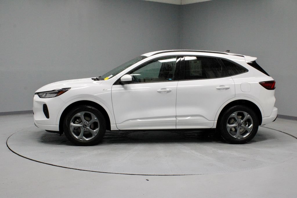 Certified 2023 Ford Escape ST-Line Select w/ Tech Pack #2 AWD/4WD image 8