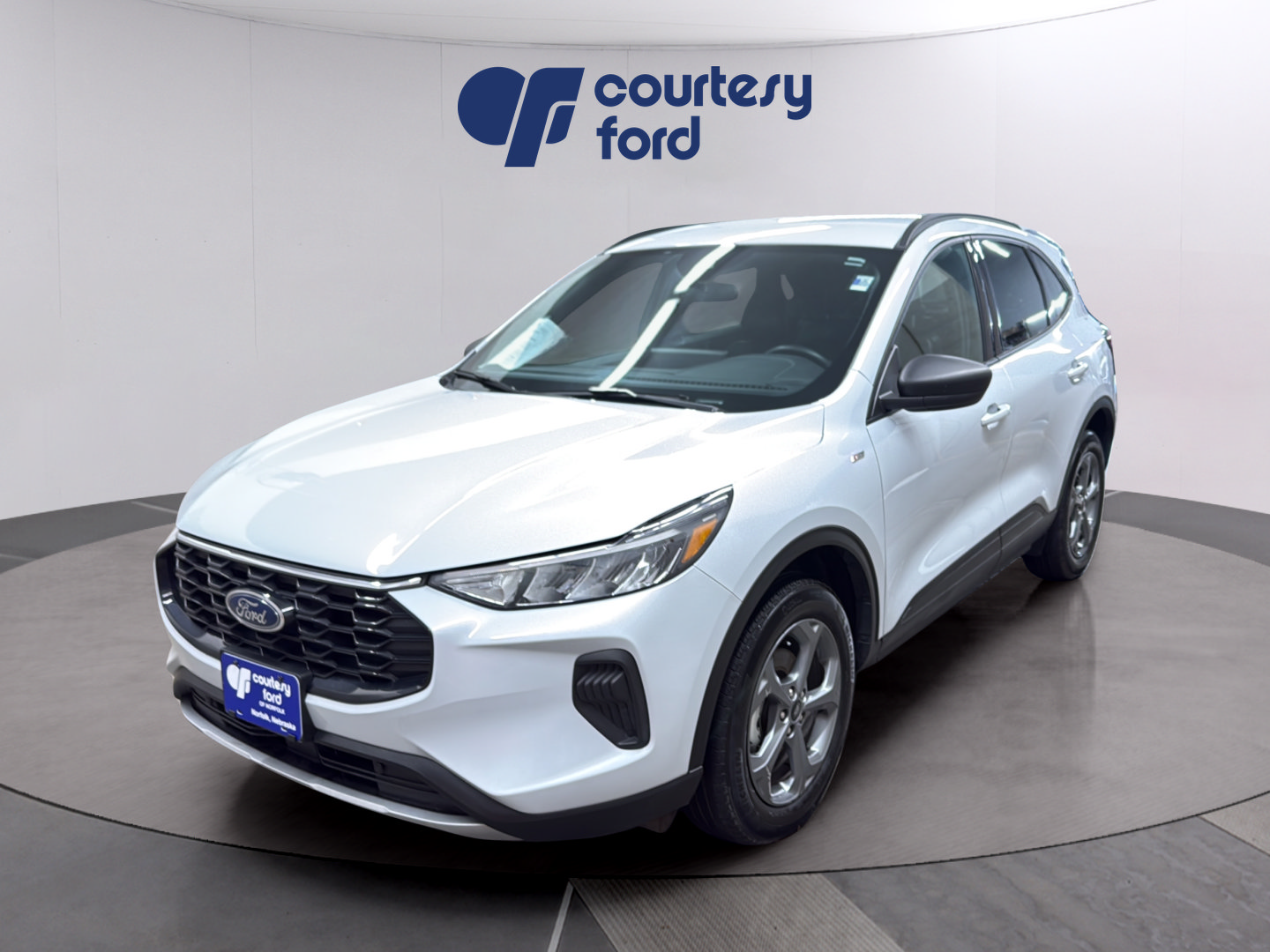 Certified 2025 Ford Escape ST-Line w/ Tech Pack #1 AWD/4WD image 3