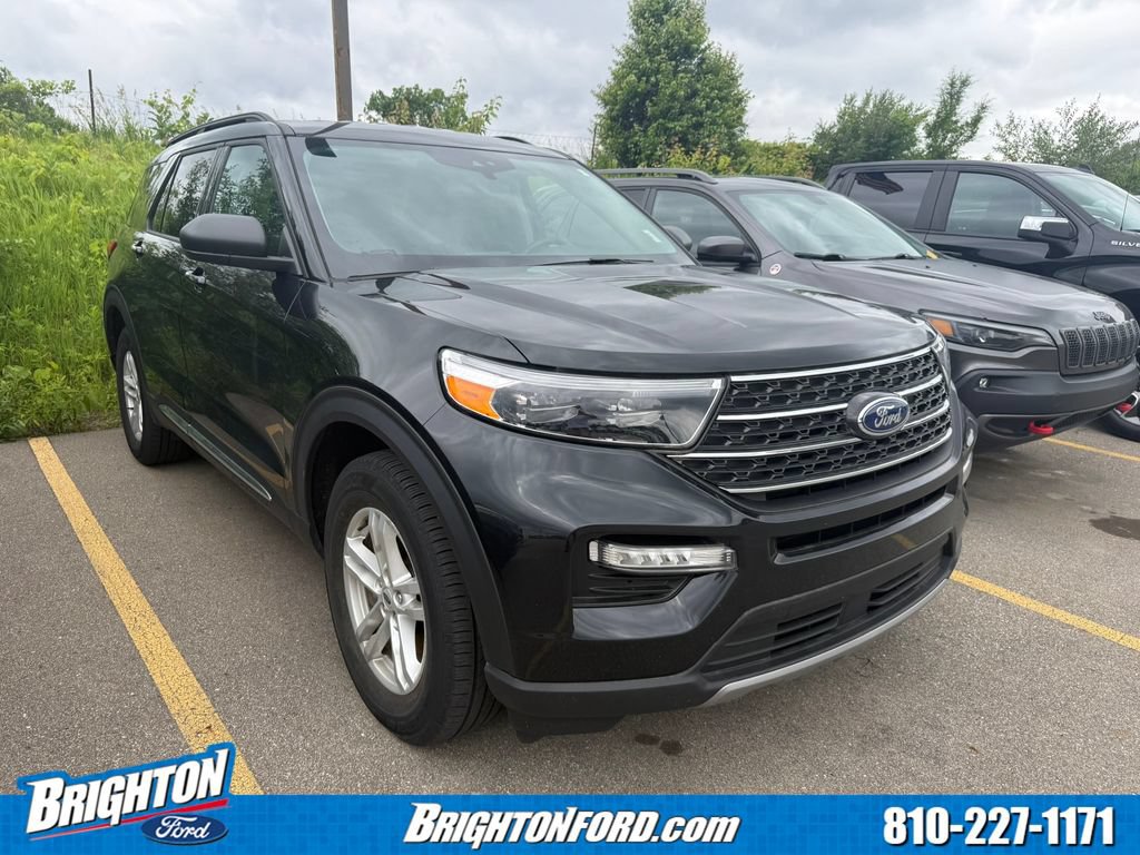 Certified 2024 Ford Explorer XLT w/ Equipment Group 202A