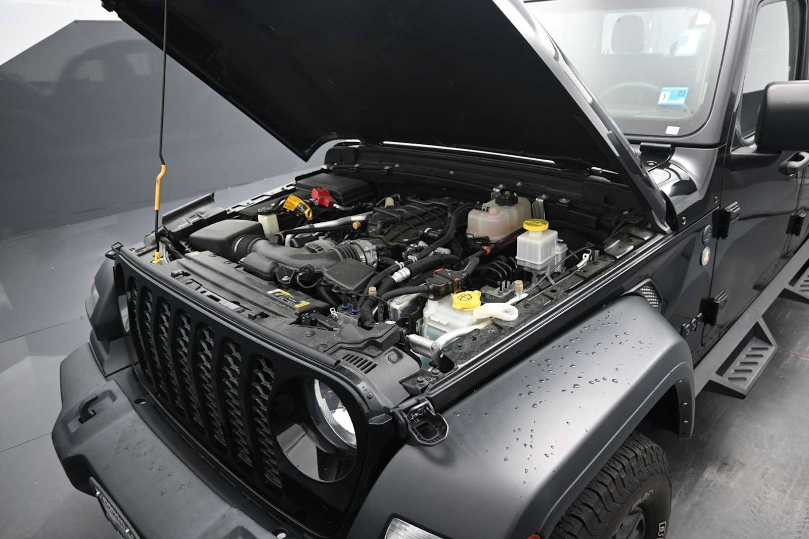 Used 2022 Jeep Gladiator Sport w/ Trailer Tow Package AWD/4WD image 36
