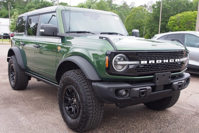 Certified 2025 Ford Bronco Badlands AWD/4WD image 2