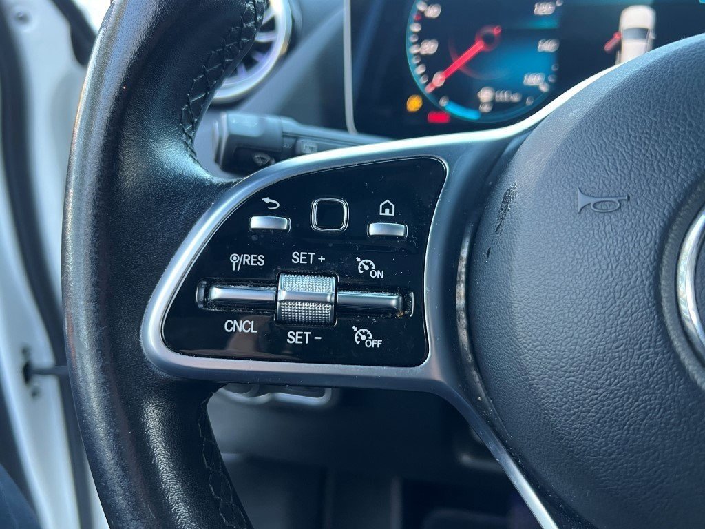 Used 2021 Mercedes-Benz GLA 250 4MATIC w/ Premium Package image 28