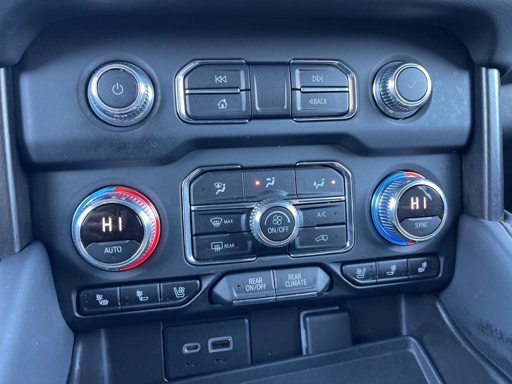 Used 2021 GMC Yukon AT4 image 12