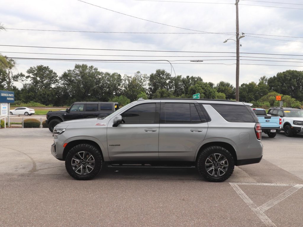 Used 2023 Chevrolet Tahoe Z71 w/ Luxury Package AWD/4WD image 8