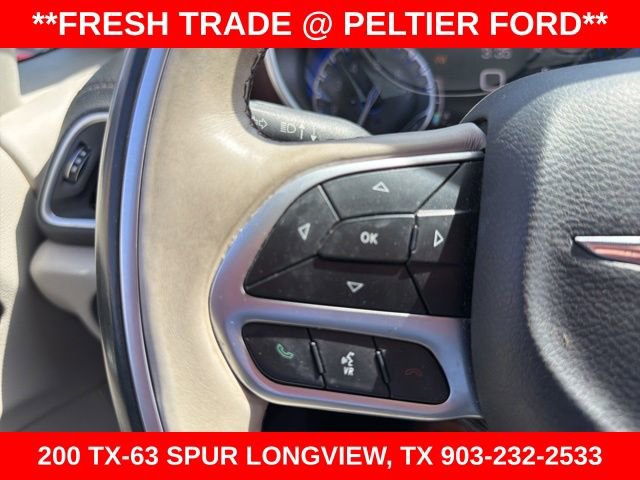 Used 2017 Chrysler Pacifica Limited FWD image 20